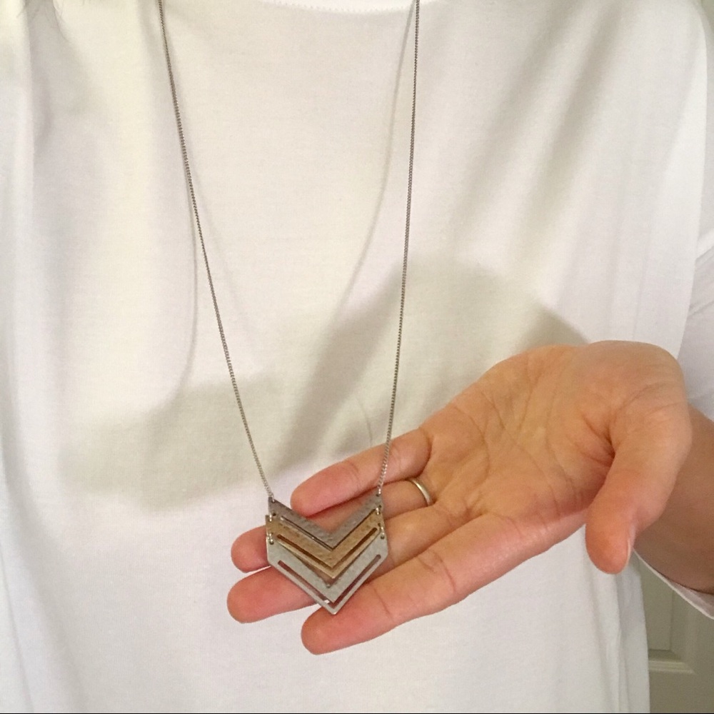 3/$15 Long necklace